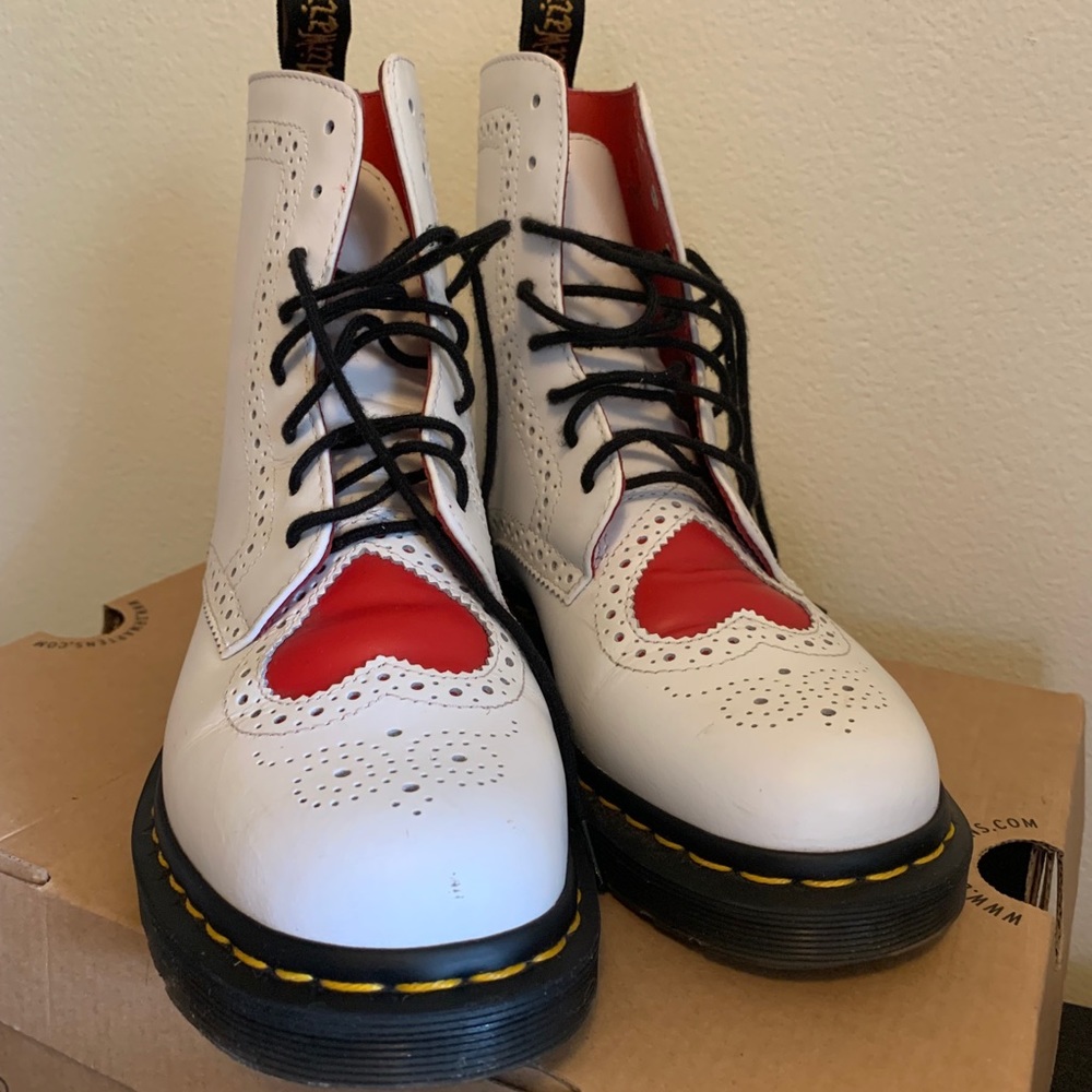 COPY - Dr. Marten Valentine Boots